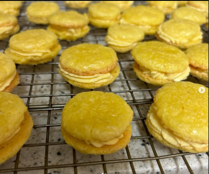 French Vanilla Macaroons