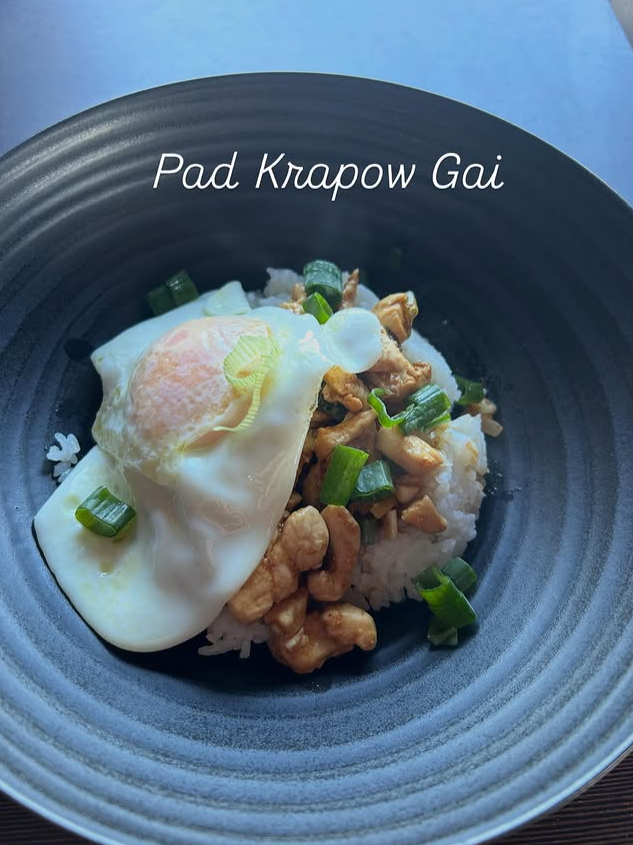 Pad Krapow Gai